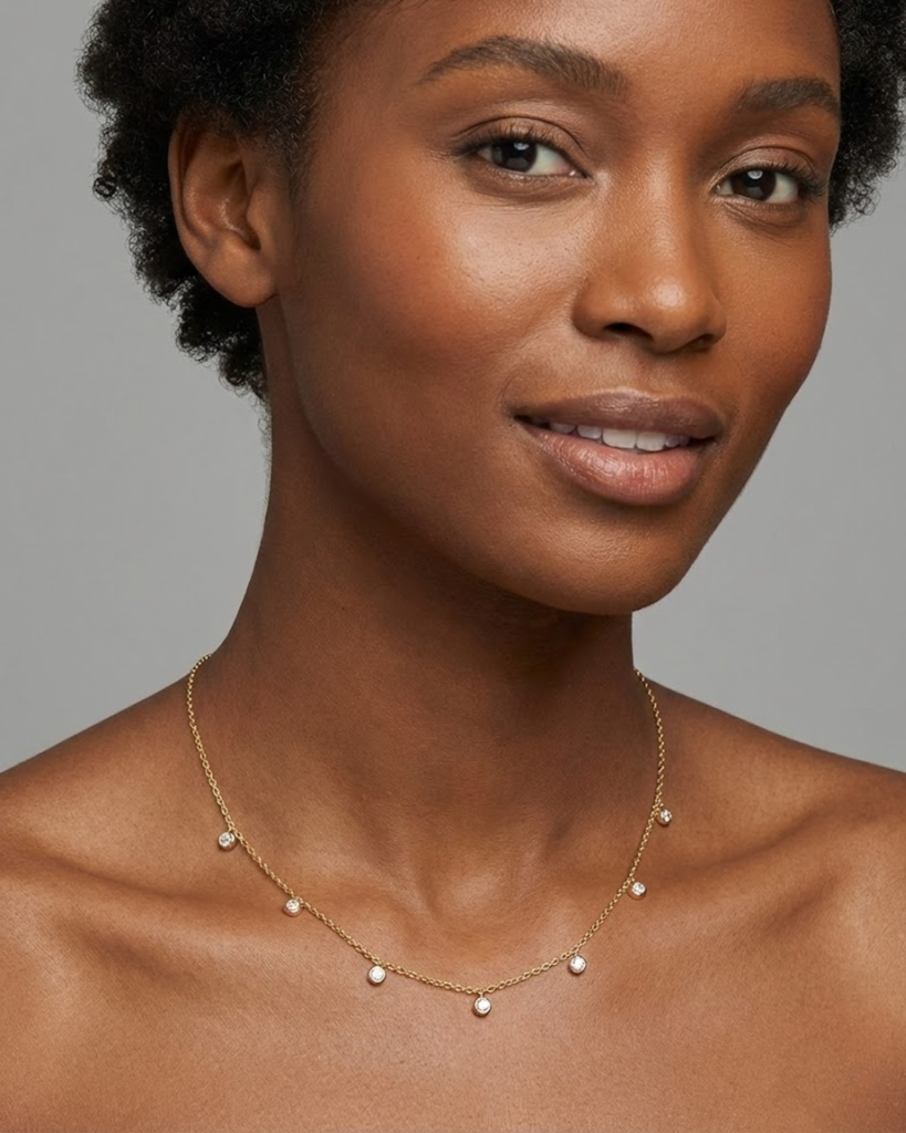 The Classic Teardrop Necklace